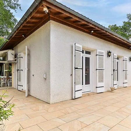 Ferienhaus La Domjac - Piscine Interieure Privee